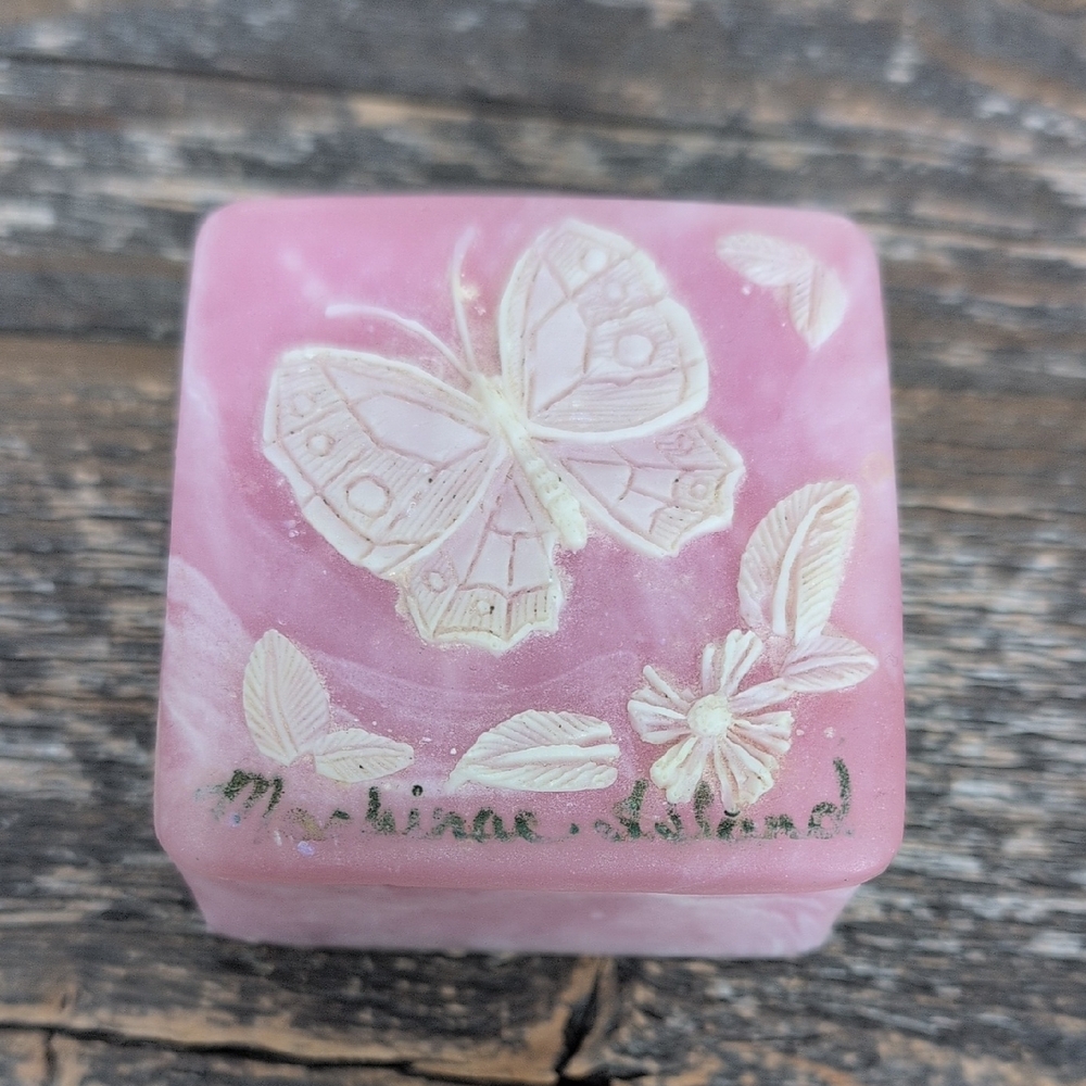 VTG Pink Incolay Soapstone Carved Butterfly Trinket Box